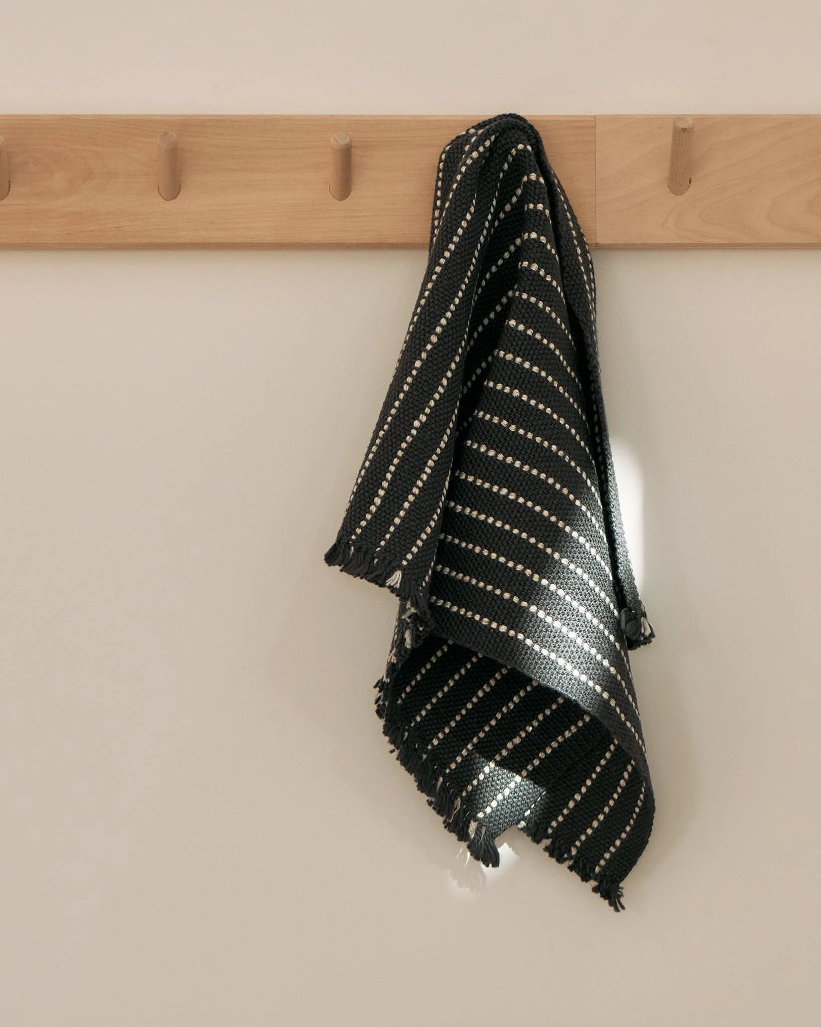 One Warp Towel Set - Image 3